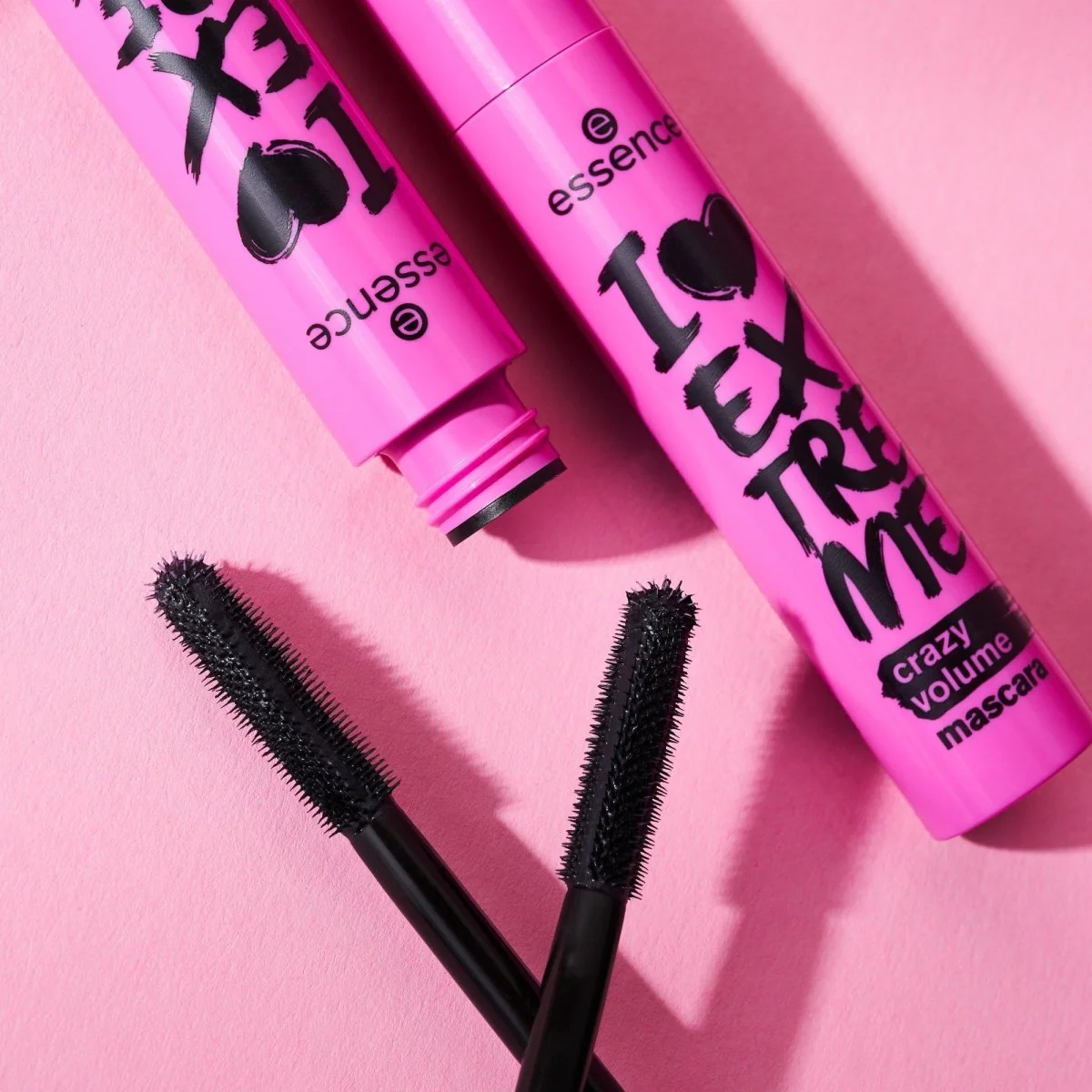 مسكارة اكستريم فوليوم ايسنس | Essence i love extreme crazy volume mascara - Image 5