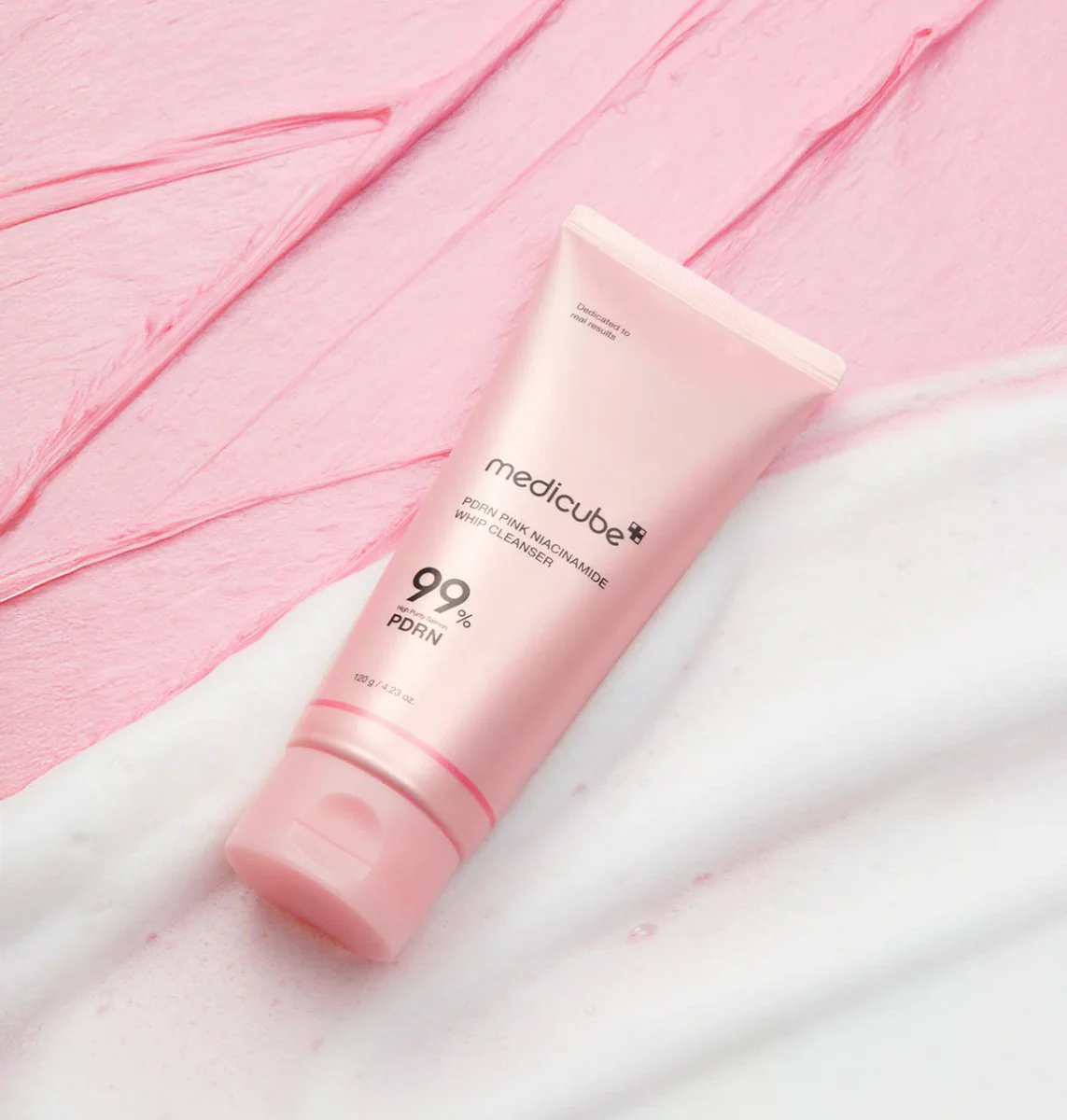غسول نياسينمايد الوردي ميدكيوب - 120غرام | Medicube PDRN Pink Niacinamide Whip Cleanser - Image 3
