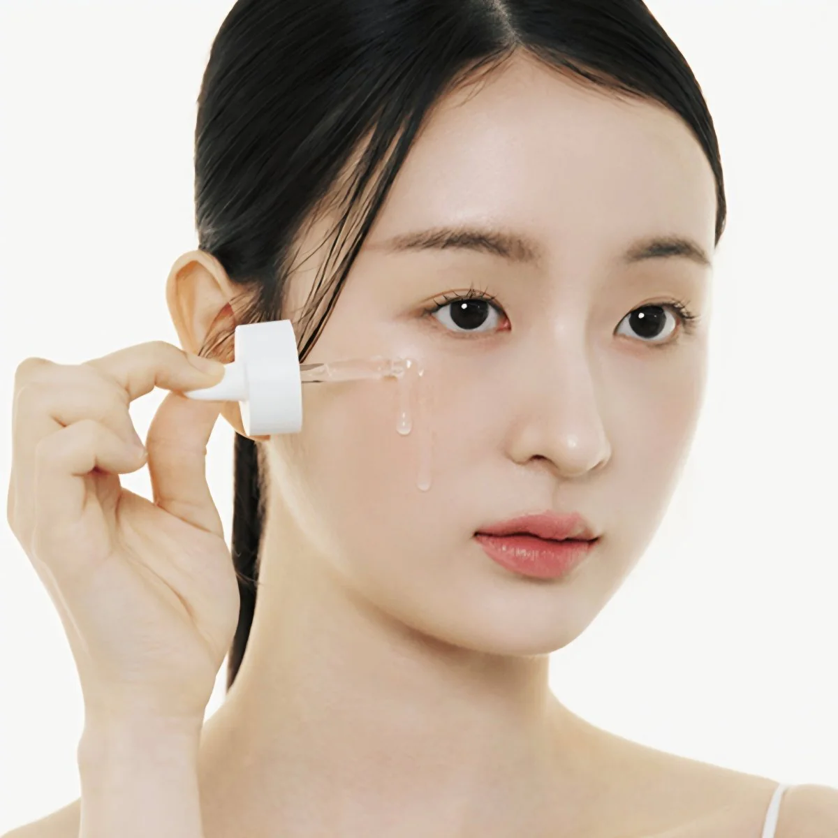 امبولة سيروم نياسينمايد مدغشقر - 30مل | SKIN1004 madagascar centella niacinamide 10 boosting shot ampoule - Image 3