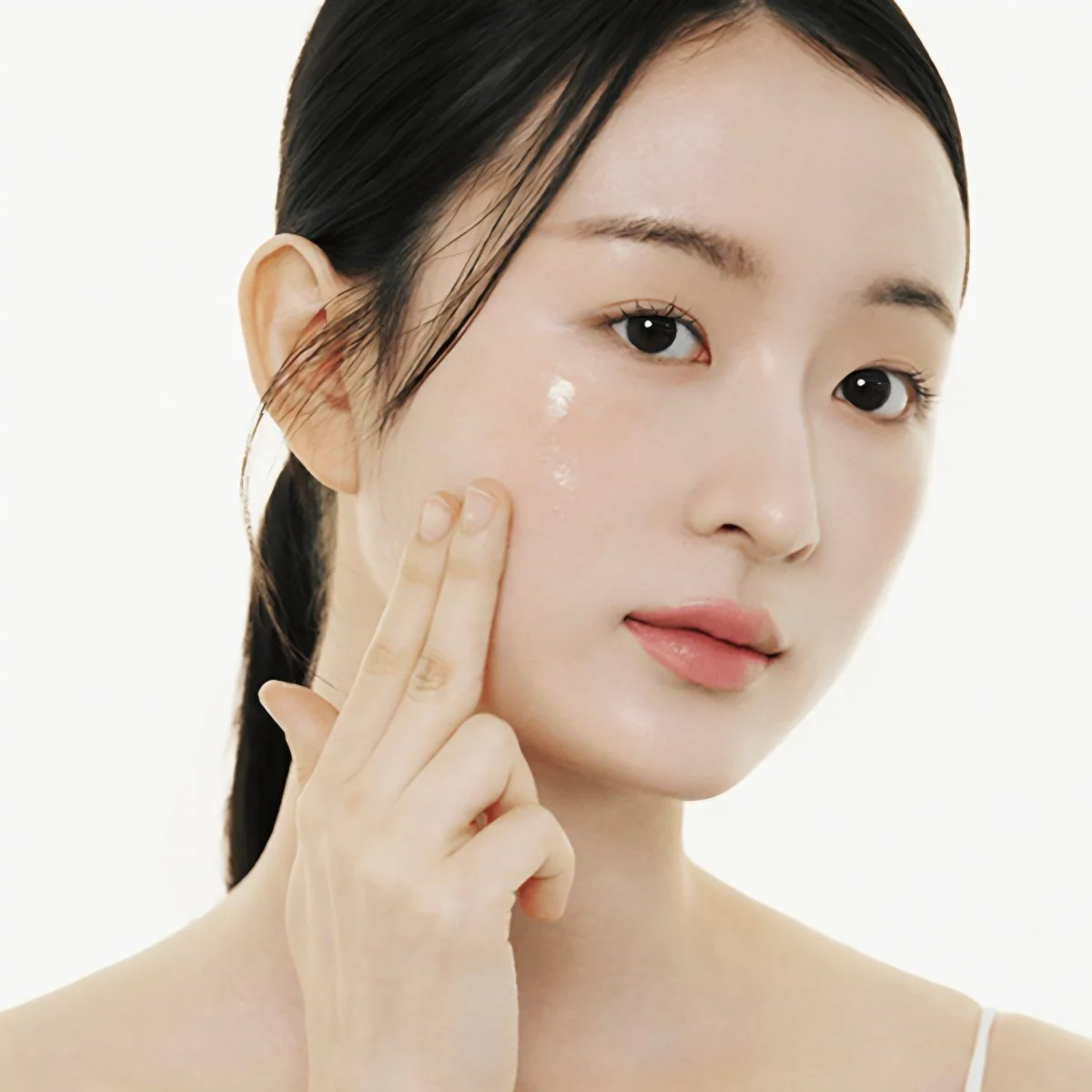 امبولة سيروم نياسينمايد مدغشقر - 30مل | SKIN1004 madagascar centella niacinamide 10 boosting shot ampoule - Image 4