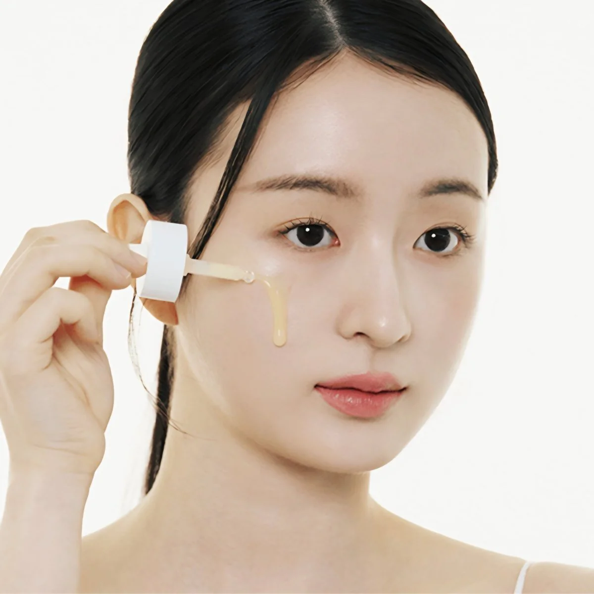 امبولة سيروم ريتينول مدغشقر 30مل | SKIN1004 madagascar centella retinol 0.2 boosting shot ampoule - Image 3