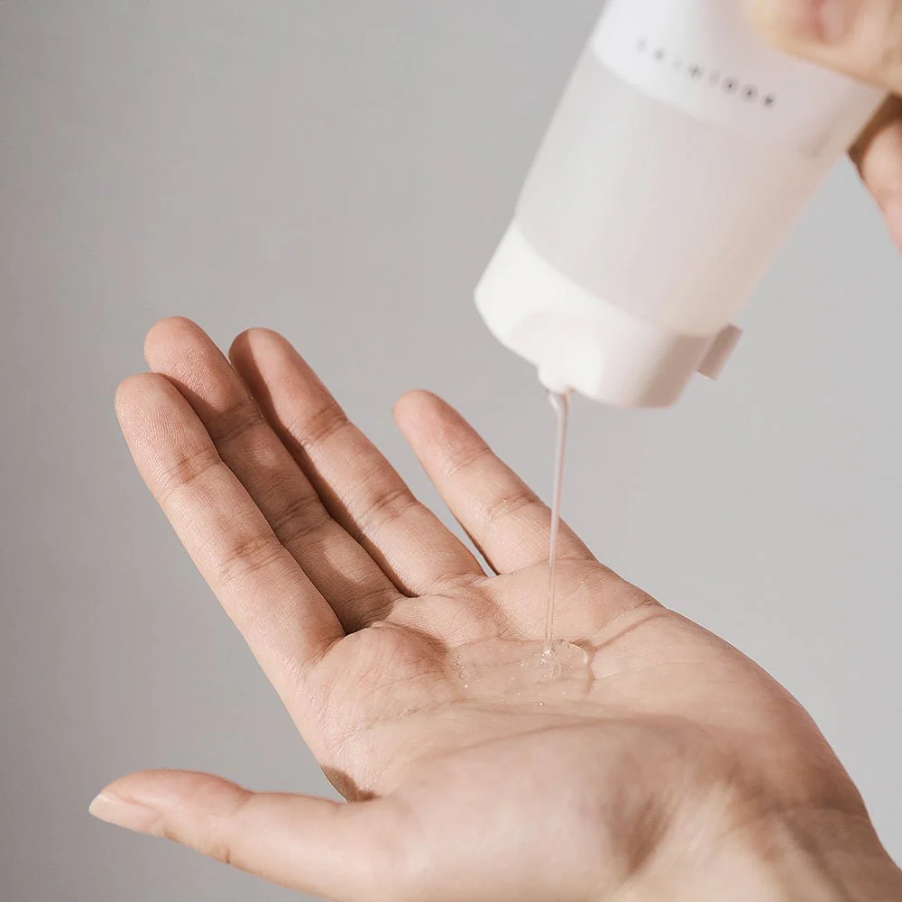 غسول جل لتفتيح البشرة مدغشقر - 125مل | SKIN1004 Madagascar Centella Tone Brightening Cleansing Gel Foam - Image 3
